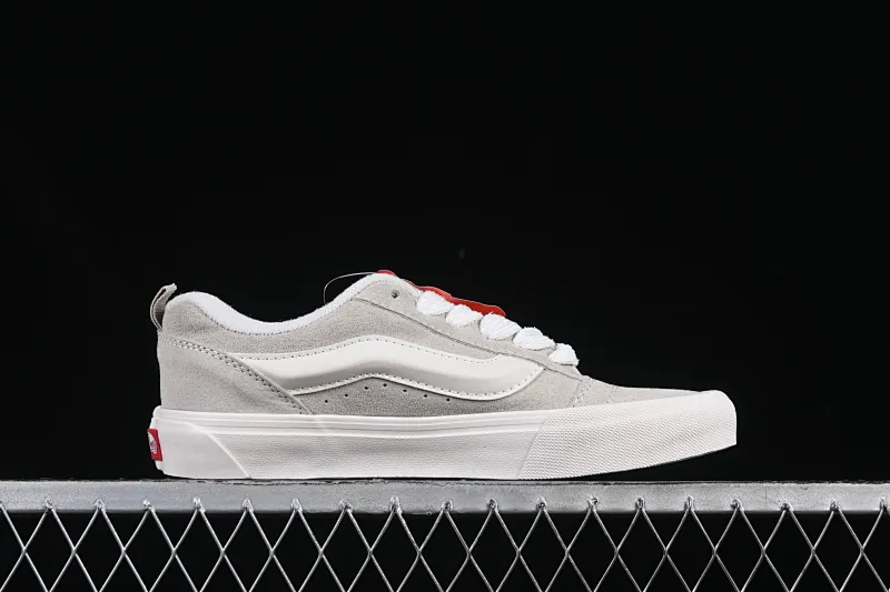 All categories Vans Vans series Vans Low Vans low-top Vans Knu Skool Vans low-top retro casual fat bread shoes VN000D750CK